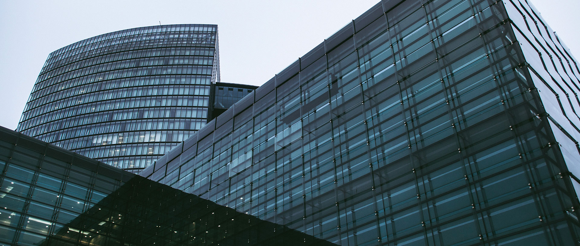 K1����Ϊ���λ����ҵ���Ķ����˲��Ŀռ����ƻ����߶���ҵ������Ϊ�ִ�ʱ������Ⱥ������������Դ����������ʵ������K1�������ڰ��ܲ�ƷƷ�ʵ����������ص��ĥ��Ʒ����Ƹ�������Ʒ���������еͶ���ҵ�������������ȹ̡�ʹ�ñ�ݡ��������Ϊ����